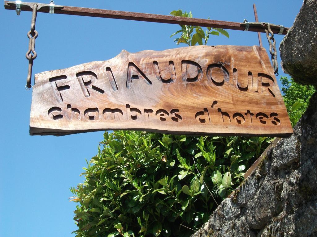 38 Friaudour Bed & Breakfast Saint-Pardoux-lʼOrtigier Oda fotoğraf